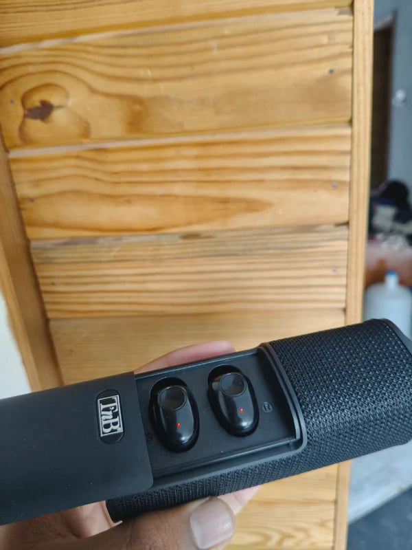 3-IN-1 Earbuds+Speakers+Power Bank